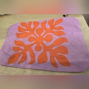 ON HOLD NWT Aloha Collection Small Pouch Applique Purple Limited Snowflake